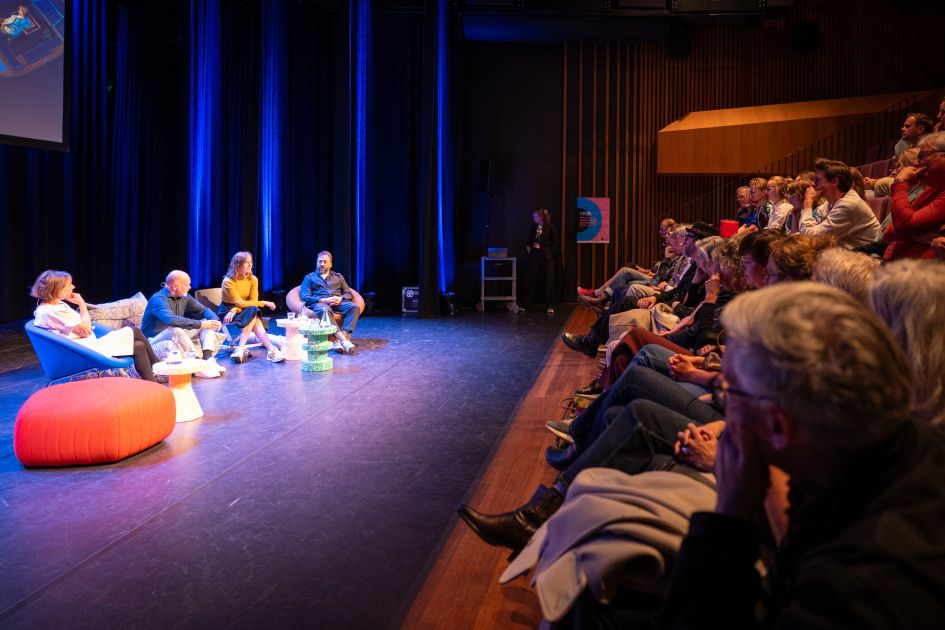 MIMIK MUTE Live Design Talk. Foto: Bart Ros